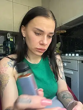 Snapshot of Queen_of_pain chatting on June 11, 2026, 7:06 am Queen of pain online show from June 11, 2026, 7:06 am