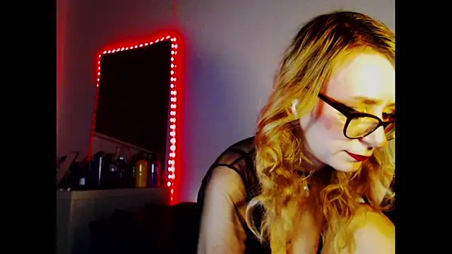welliza online show from December 4, 2024, 9:57 pm