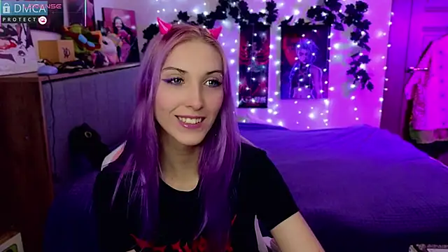 Violet Noir online show from January 21, 2025, 7:15 am