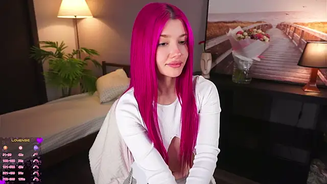 ShirleyCarolyn online show from December 10, 2024, 1:54 am