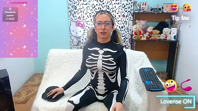 heidy sweetts online show from October 26, 2025, 11:16 am