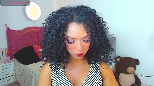 Tanedra collings online show from May 9, 2026, 2:06 am