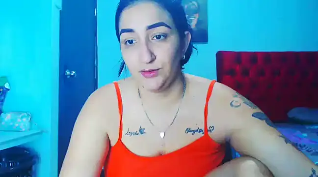 Snapshot of liz_dirty chatting on December 3, 2024, 11:02 pm liz dirty online show from December 3, 2024, 11:02 pm