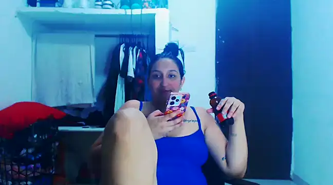 Snapshot of liz_dirty chatting on February 21, 2025, 11:10 pm liz dirty online show from February 21, 2025, 11:10 pm