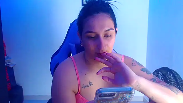 Snapshot of liz_dirty chatting on September 24, 2025, 10:24 pm liz dirty online show from September 24, 2025, 10:24 pm