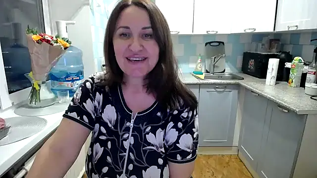 DonnaMagdalena online show from December 28, 2024, 4:09 pm