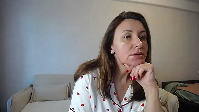 DonnaMagdalena online show from September 28, 2025, 12:10 pm