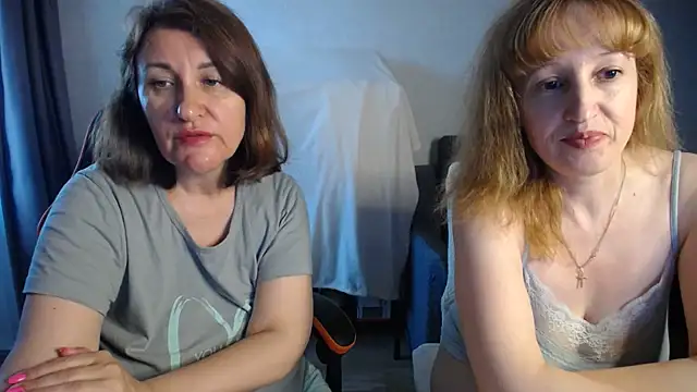 DonnaMagdalena online show from June 27, 2026, 12:55 pm