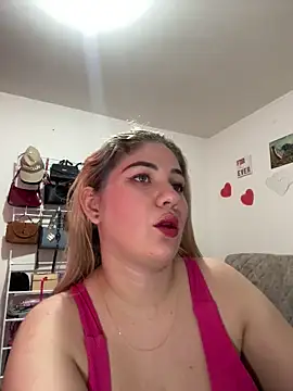 Snapshot of Celestedubois chatting on May 9, 2026, 8:58 pm Celestedubois online show from May 9, 2026, 8:58 pm