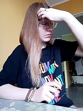  Sweet Love  online show from February 15, 2025, 10:44 am