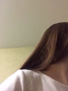  Sweet Love  online show from April 26, 2026, 6:49 pm