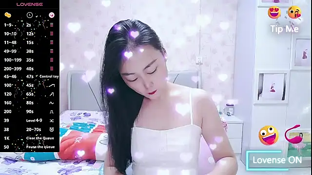 Elvira baby online show from October 28, 2025, 2:48 am