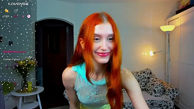 Snapshot of Sally_Biscuit chatting on September 25, 2025, 10:52 am Sally Biscuit online show from September 25, 2025, 10:52 am