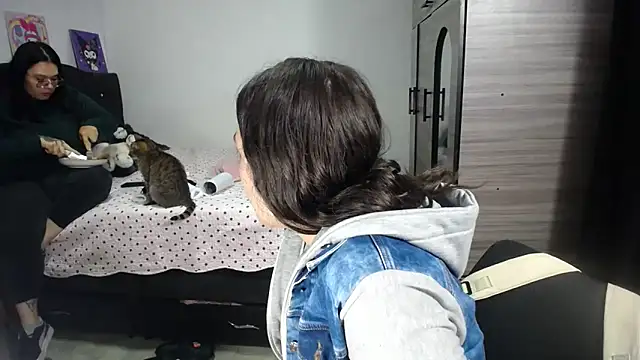 SharaPatinson online show from October 9, 2025, 8:40 pm