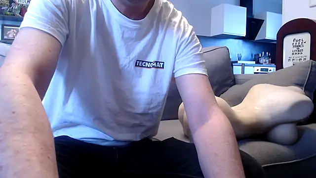 freddy0222222 online show from June 11, 2026, 5:38 am