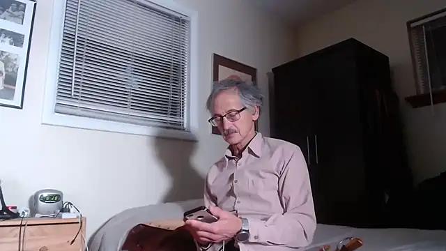 hottottrot691 online show from February 3, 2025, 1:30 am