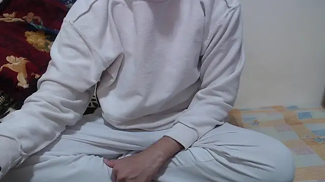 Alexdelarge323 online show from February 26, 2026, 1:10 pm