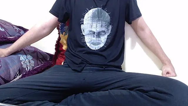 Alexdelarge323 online show from June 25, 2026, 2:43 pm
