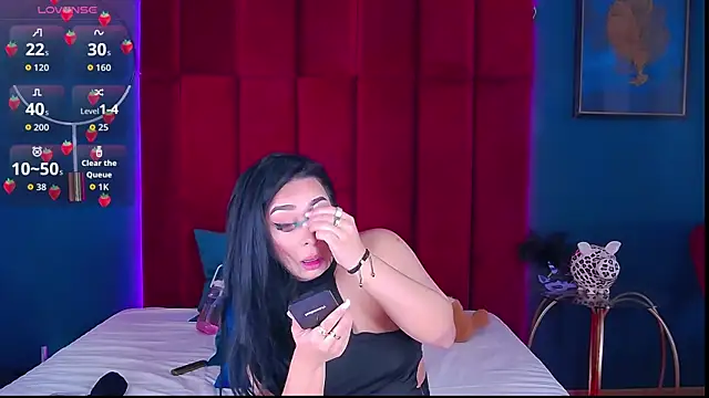 MadyLuxxx online show from May 9, 2026, 6:57 pm