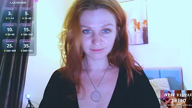 Cassie Wild online show from November 27, 2025, 2:08 pm