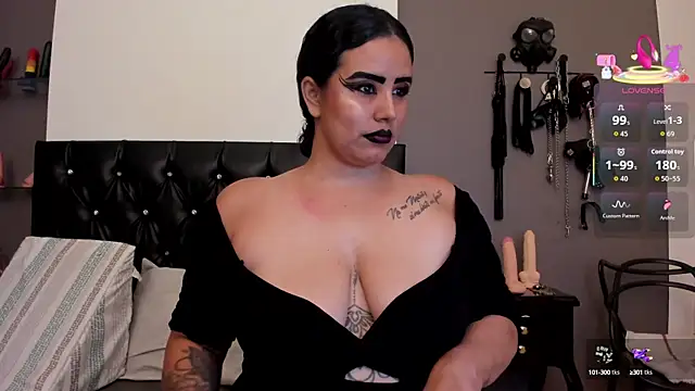 Snapshot of MariaGaitan chatting on October 11, 2025, 7:01 pm MariaGaitan online show from October 11, 2025, 7:01 pm