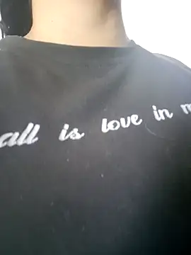 Snapshot of MariaGaitan chatting on October 16, 2025, 7:04 pm MariaGaitan online show from October 16, 2025, 7:04 pm