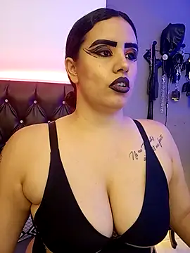 MariaGaitan online show from November 27, 2025, 7:05 pm