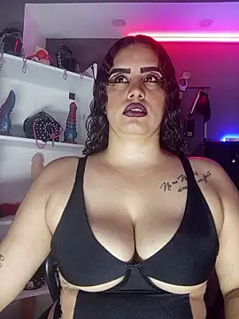 MariaGaitan online show from May 4, 2026, 5:09 pm