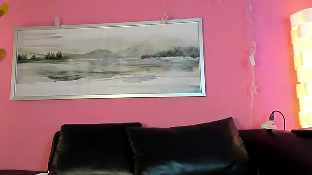 Snapshot of Tiffanysurez_ chatting on September 19, 2025, 8:09 pm Tiffanysurez online show from September 19, 2025, 8:09 pm