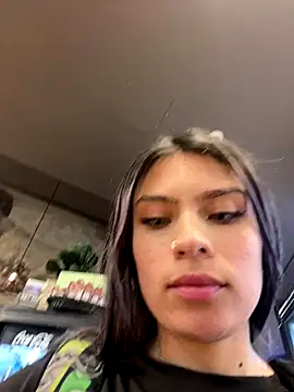 Snapshot of Tiffanysurez_ chatting on September 26, 2025, 7:51 pm Tiffanysurez online show from September 26, 2025, 7:51 pm