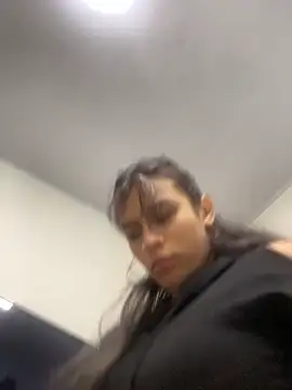 Tiffanysurez  online show from February 21, 2026, 2:34 am