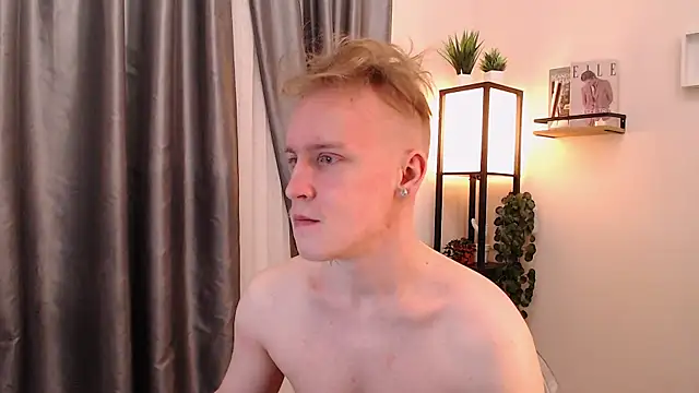 AlexxSweet online show from May 3, 2026, 7:03 am