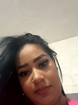 Snapshot of Luisa_Fernandaa chatting on October 7, 2025, 12:30 am Luisa Fernandaa online show from October 7, 2025, 12:30 am