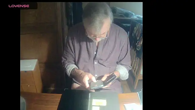 Snapshot of terrybare chatting on December 29, 2024, 2:31 pm terrybare online show from December 29, 2024, 2:31 pm