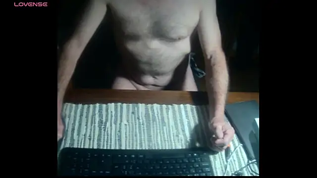 Snapshot of terrybare chatting on March 16, 2025, 6:01 pm terrybare online show from March 16, 2025, 6:01 pm