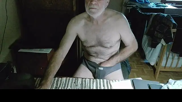 Snapshot of terrybare chatting on November 2, 2025, 3:14 pm terrybare online show from November 2, 2025, 3:14 pm