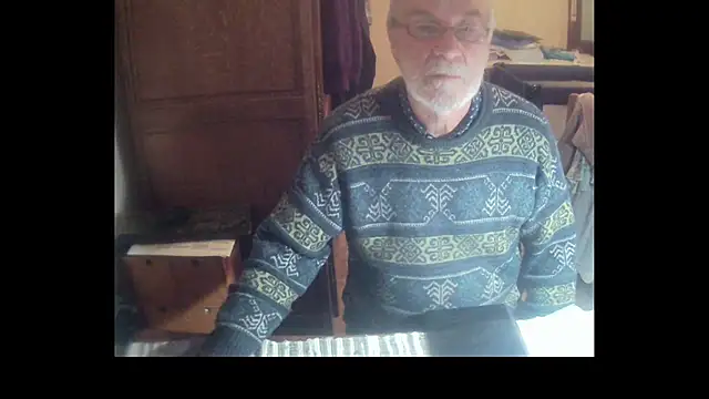 Snapshot of terrybare chatting on November 13, 2025, 6:18 pm terrybare online show from November 13, 2025, 6:18 pm