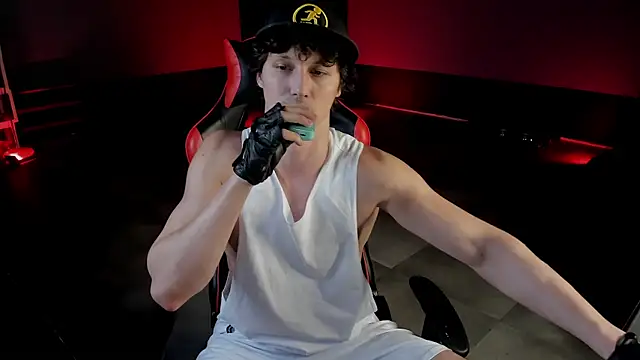 dirty-boss online show from May 10, 2026, 4:45 pm