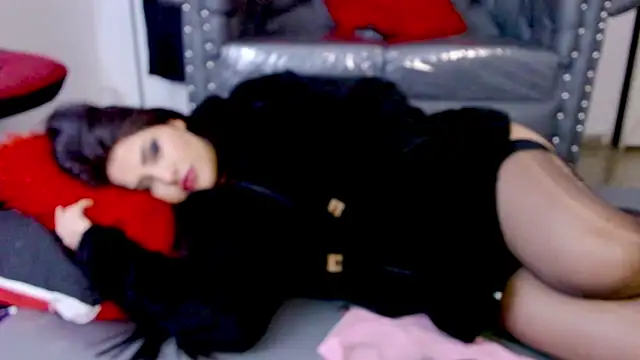 Snapshot of misslombana chatting on February 15, 2026, 7:51 am misslombana online show from February 15, 2026, 7:51 am