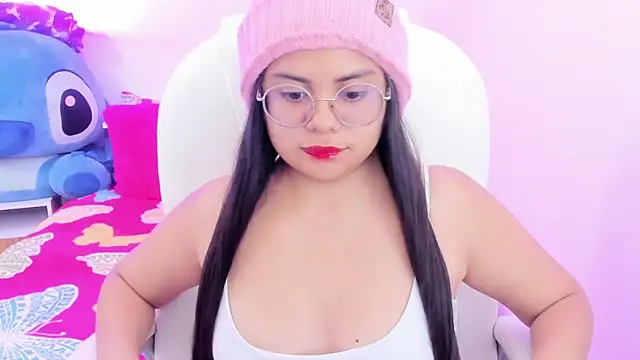 esmeralda112 online show from December 20, 2024, 7:17 pm
