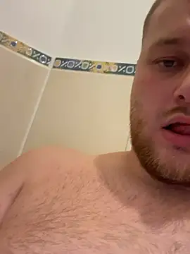 Cozqhh online show from July 8, 2026, 9:41 pm