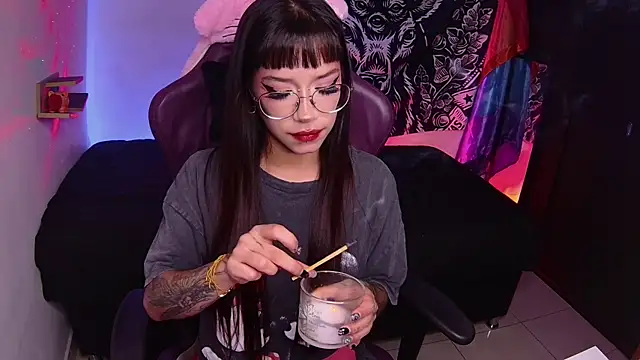 Abbylizzy online show from January 21, 2025, 12:46 am