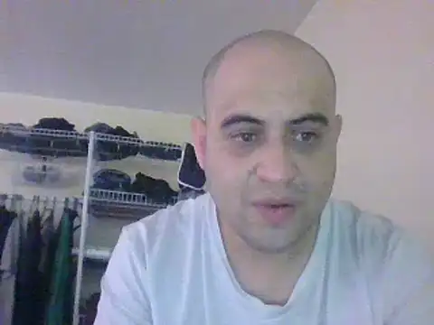 Snapshot of alphaswitchard chatting on December 24, 2024, 3:47 pm alphaswitchard online show from December 24, 2024, 3:47 pm