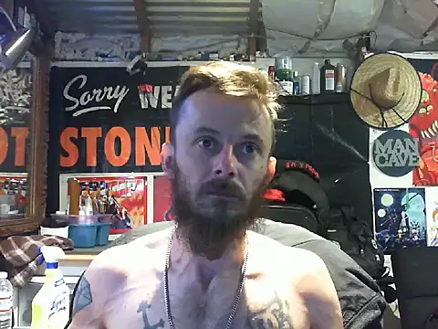 CloudDadddyyy420 online show from January 9, 2025, 2:01 am