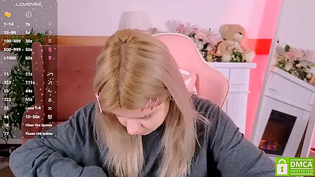 Snapshot of Grace_and__Jacob chatting on January 11, 2026, 9:14 am Grace and Jacob online show from January 11, 2026, 9:14 am