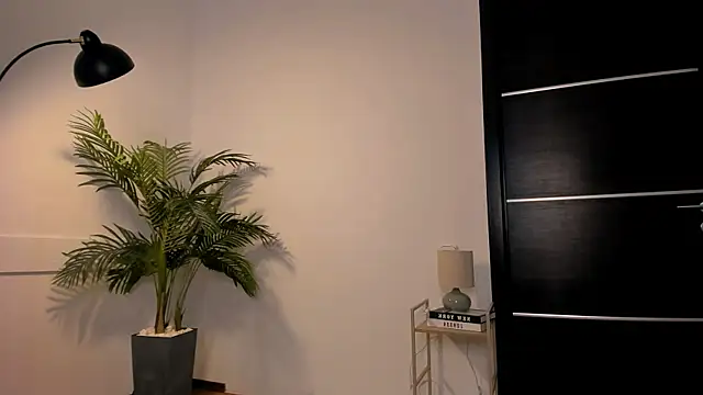 Jess Anders  online show from February 5, 2026, 7:35 am