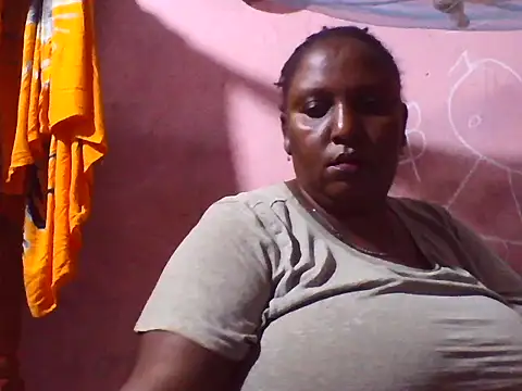 Snapshot of big_clits chatting on April 11, 2026, 7:45 am big clits online show from April 11, 2026, 7:45 am