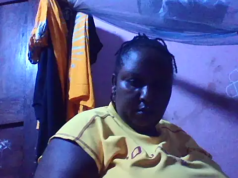 Snapshot of big_clits chatting on April 14, 2026, 5:35 am big clits online show from April 14, 2026, 5:35 am