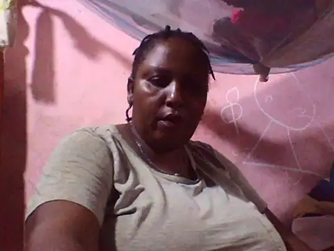 Snapshot of big_clits chatting on April 15, 2026, 7:04 am big clits online show from April 15, 2026, 7:04 am