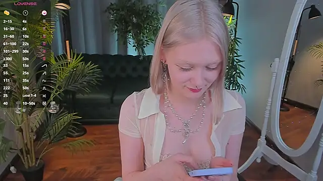  Rude Girl  online show from December 30, 2024, 3:13 pm